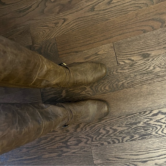 Like new eroesoles boots size 7.5 - Picture 5 of 7